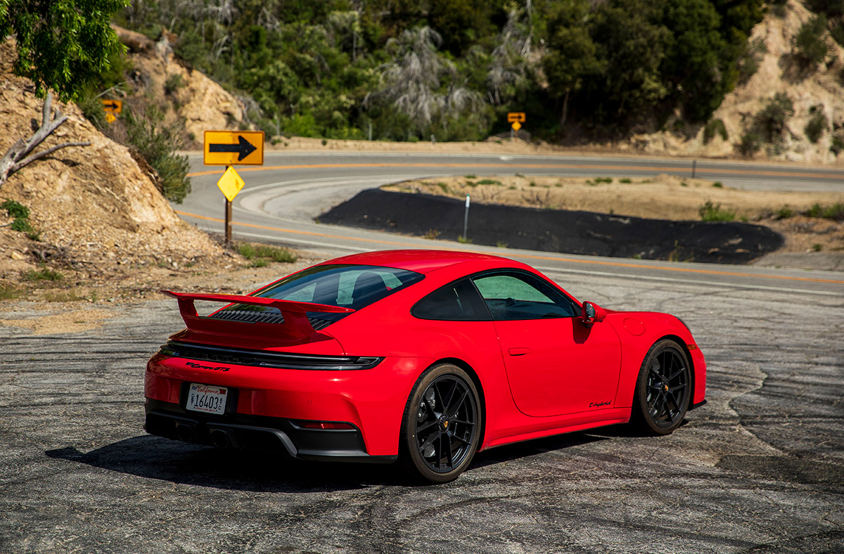 ポルシェ　パーフェクトガイド　911 964 993 991 992　マカン ポルシェ パーフェクトガイド 911 964 993 991 992 マカン