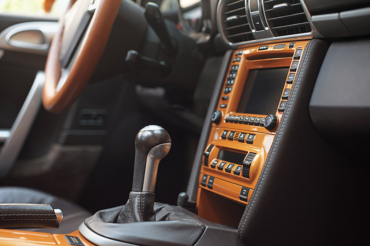 Striking Gold: The rare color of this 997 Targa 4 turns heads | The ...