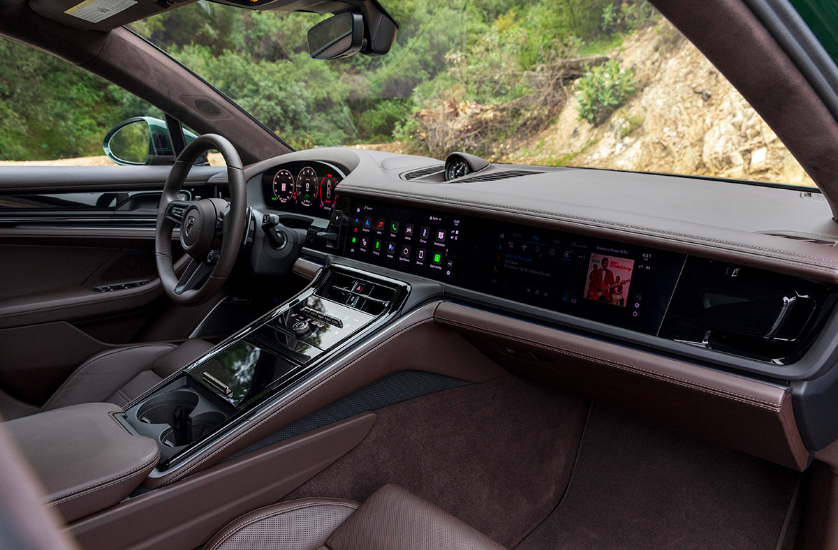 2025 Porsche Panamera Turbo E-Hybrid Review: Stuttgart's executive