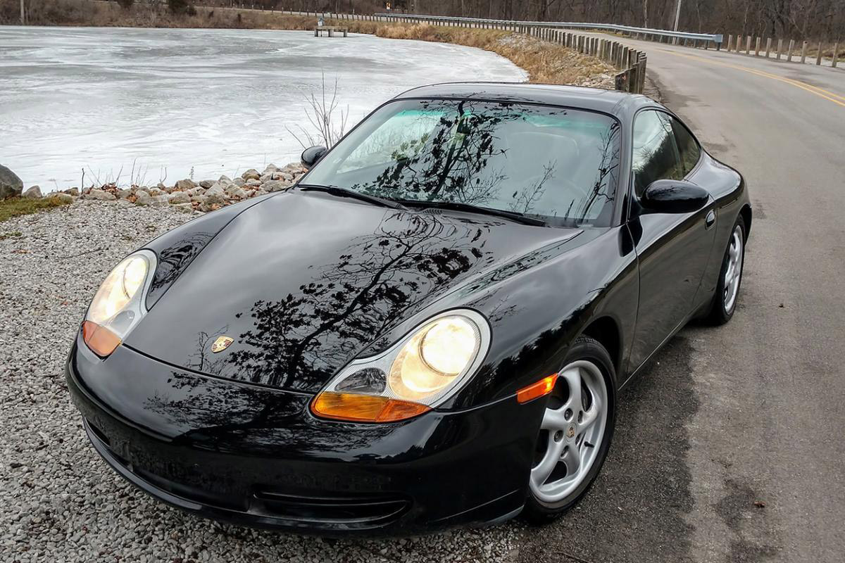 photo of What's going on in the Porsche 996 market in 2023? image