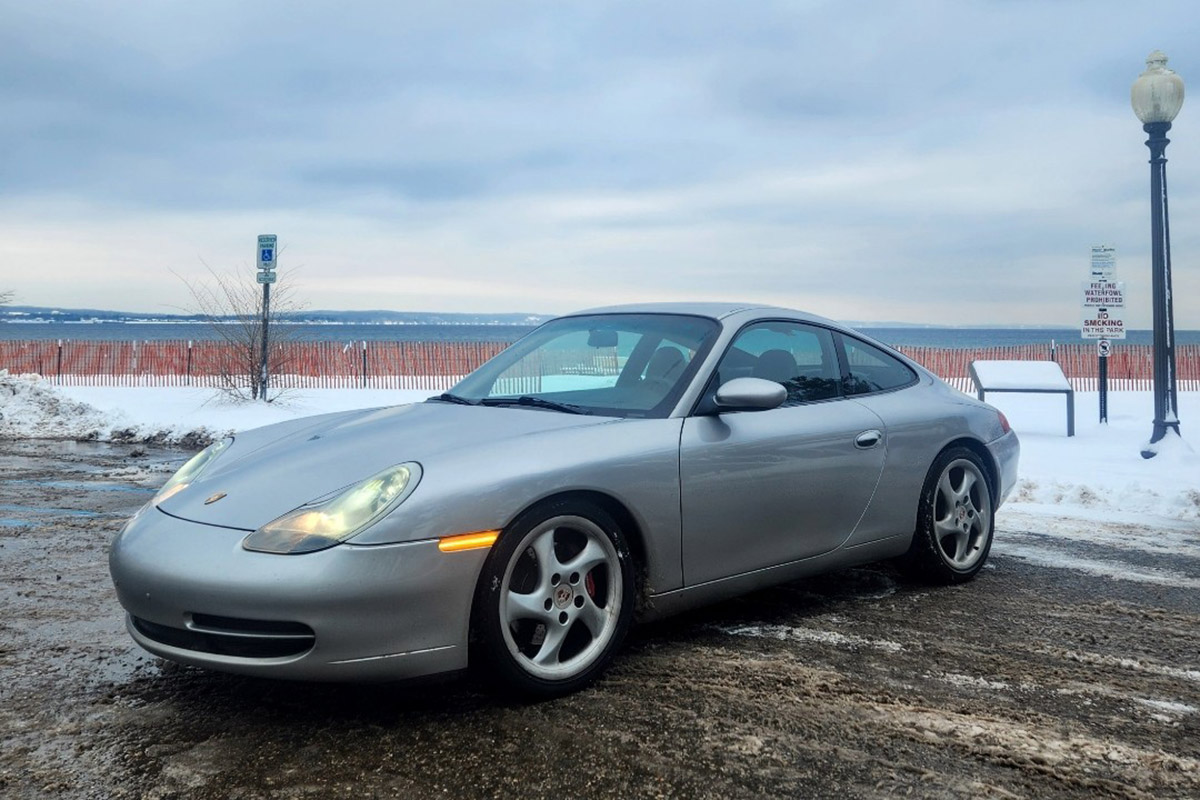 photo of The joy of owning an imperfect Porsche 911 image