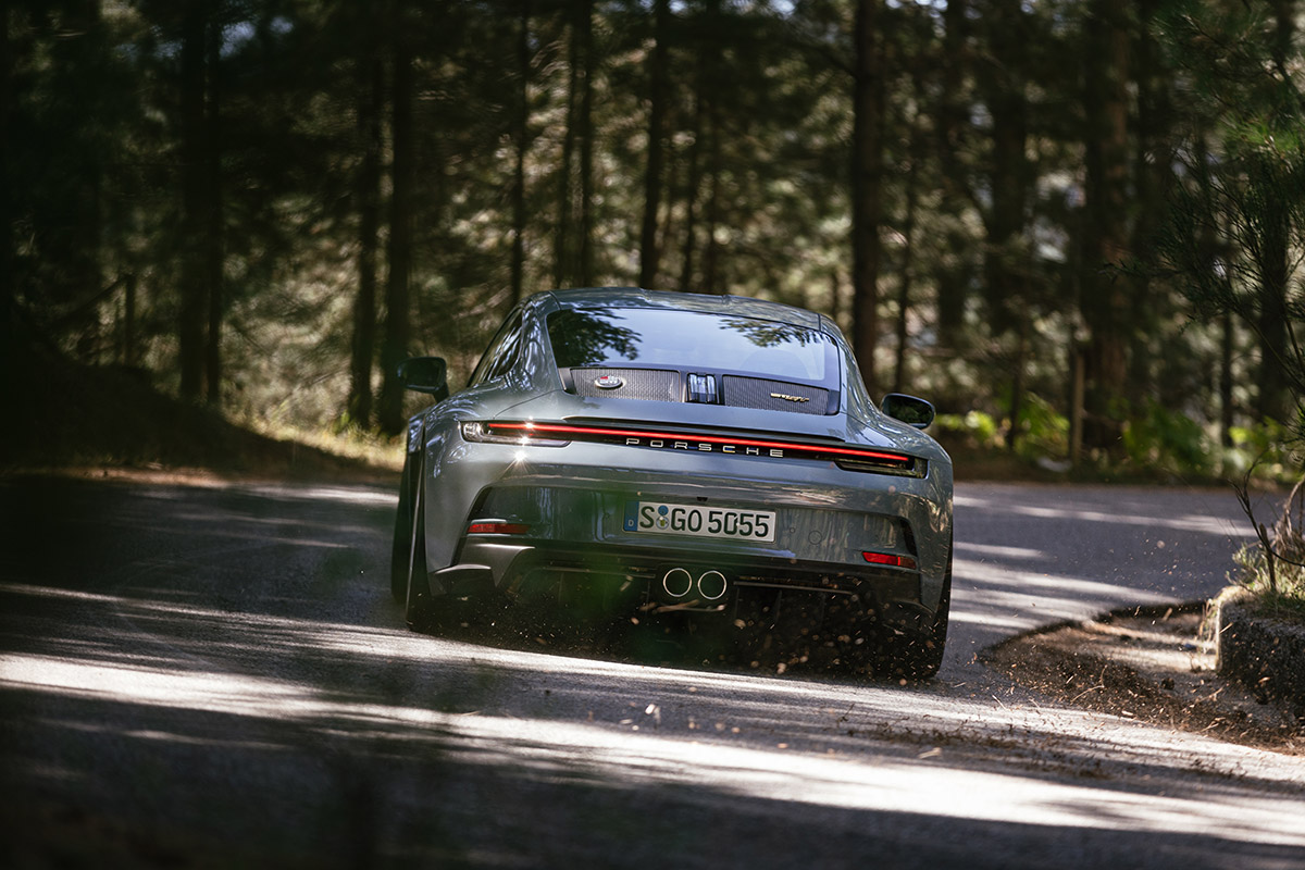 First Drive: 911 S/T is Porsche's ode to the fun of driving fast
