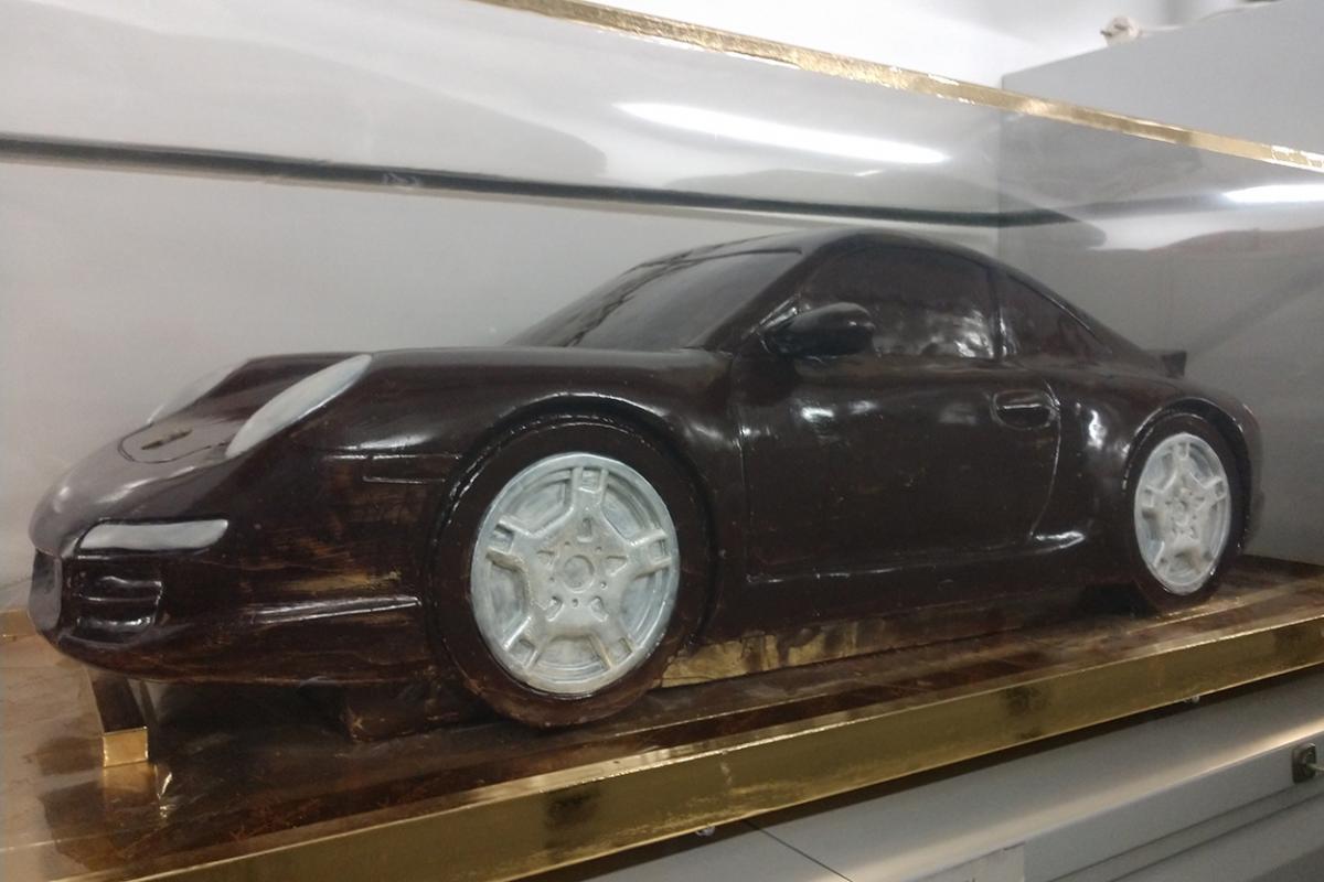 女性に人気！ Six The | archive Porsche the in things oddest the of 工芸品